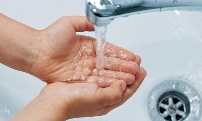 wash your hands to avoid parasite infection